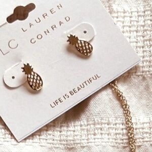 NEW! Pineapple Pierced Gold Earrings Stud